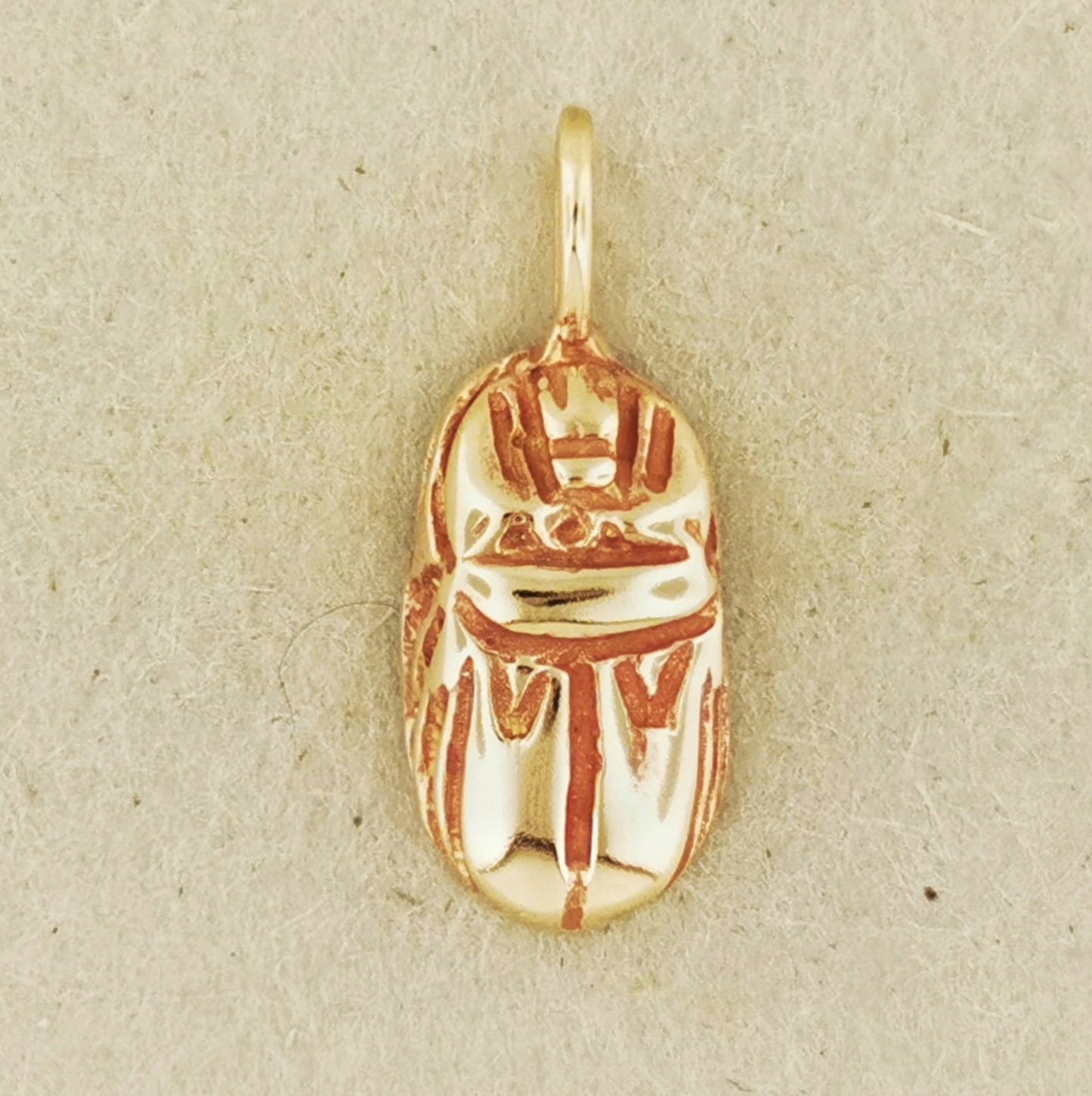 3D Egyptian Scarab Pendant In Antique Bronze - Le Dragon Argenté