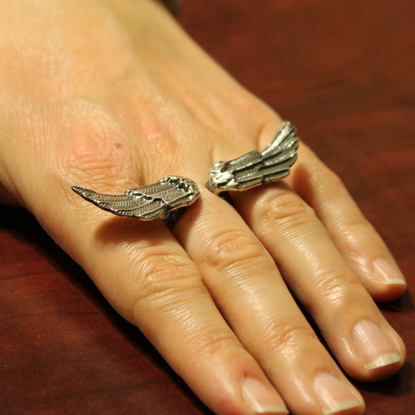 Angel Wings Ring in Sterling Silver or Antique Bronze - Le Dragon Argenté