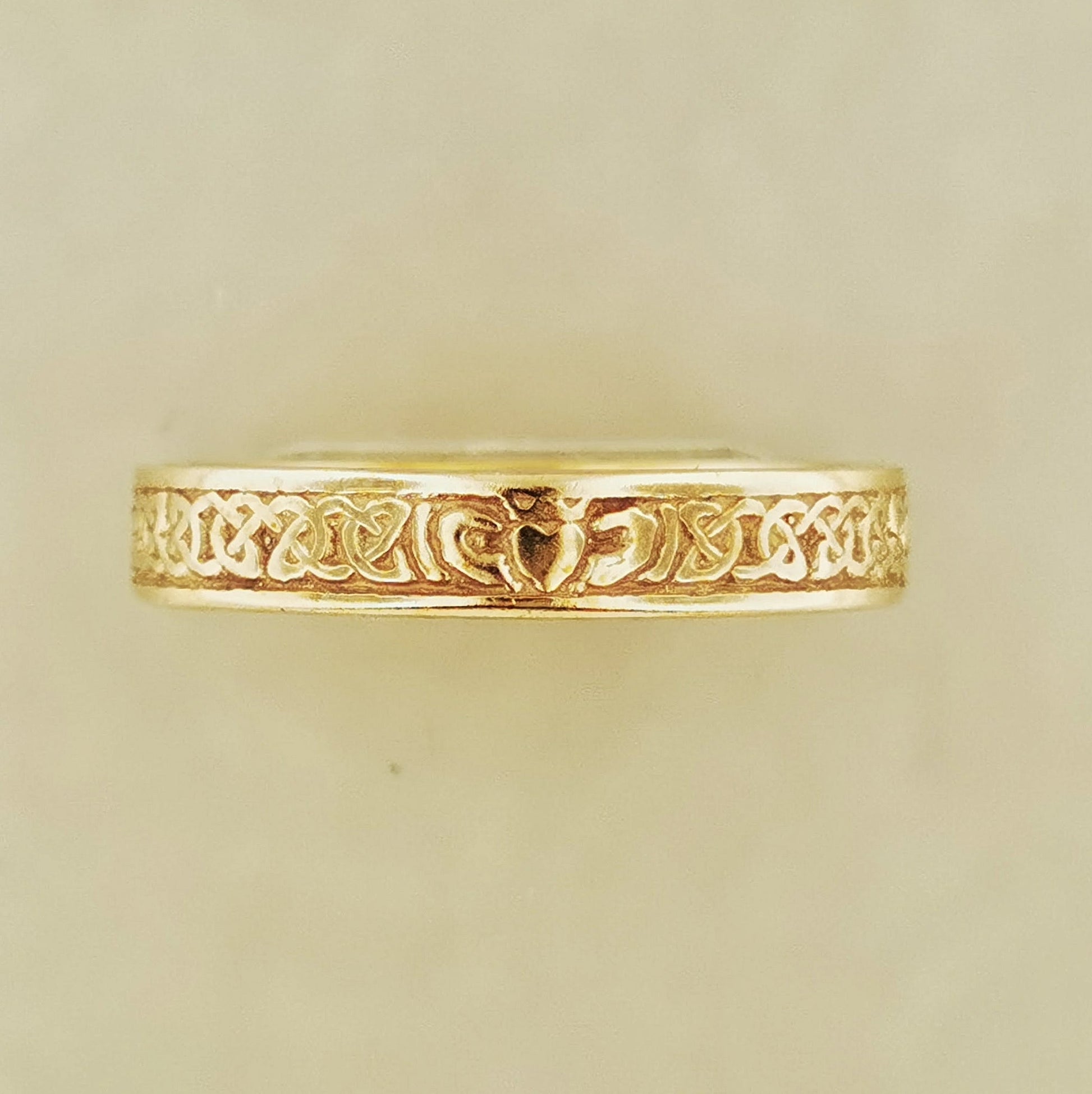 Claddagh Band in Antique Bronze - Le Dragon Argenté
