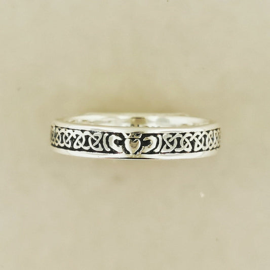 Claddagh Band in Sterling Silver - Le Dragon Argenté