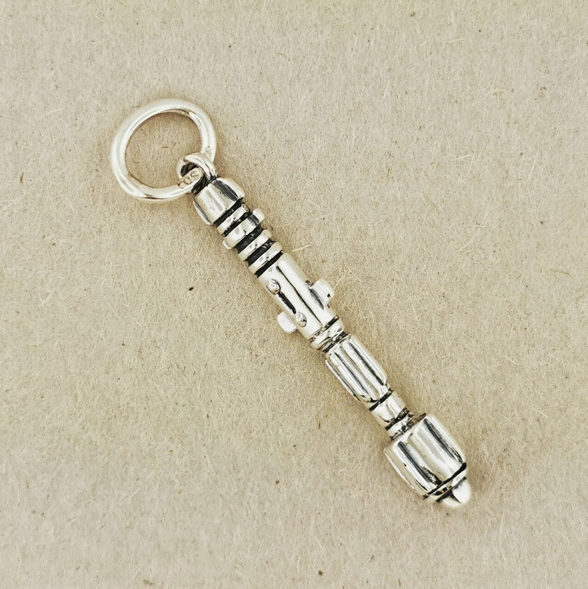 Dr. Who Sonic Screwdriver Pendant in Sterling Silver - Le Dragon Argenté