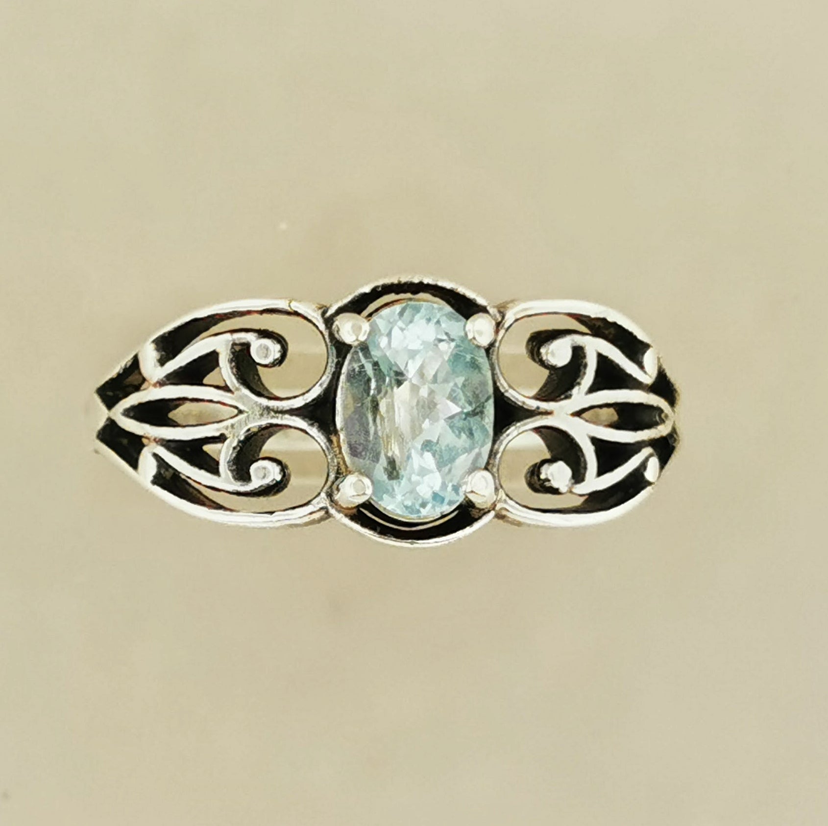 Filigree Gemstone Ring in Sterling Silver - Le Dragon Argenté