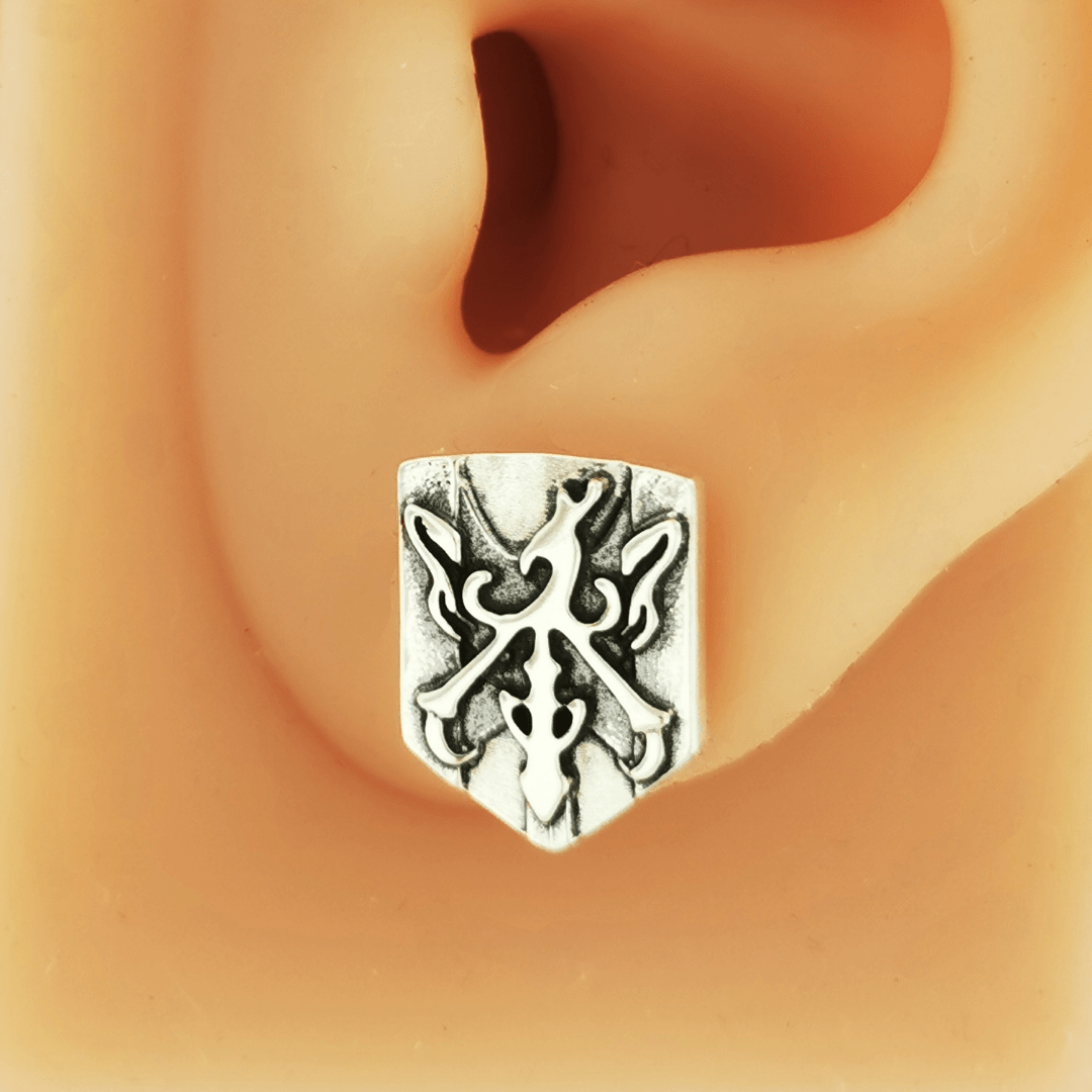 Sterling silver stud earrings inspired by Clive Rosfield’s family crest from Final Fantasy 16, handcrafted gamer jewellery by Le Dragon Argenté.