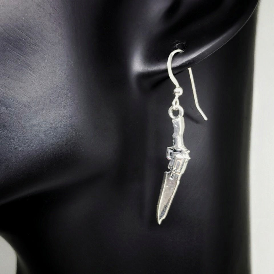Final Fantasy 8 Gunblade Charm Earrings - Le Dragon Argenté