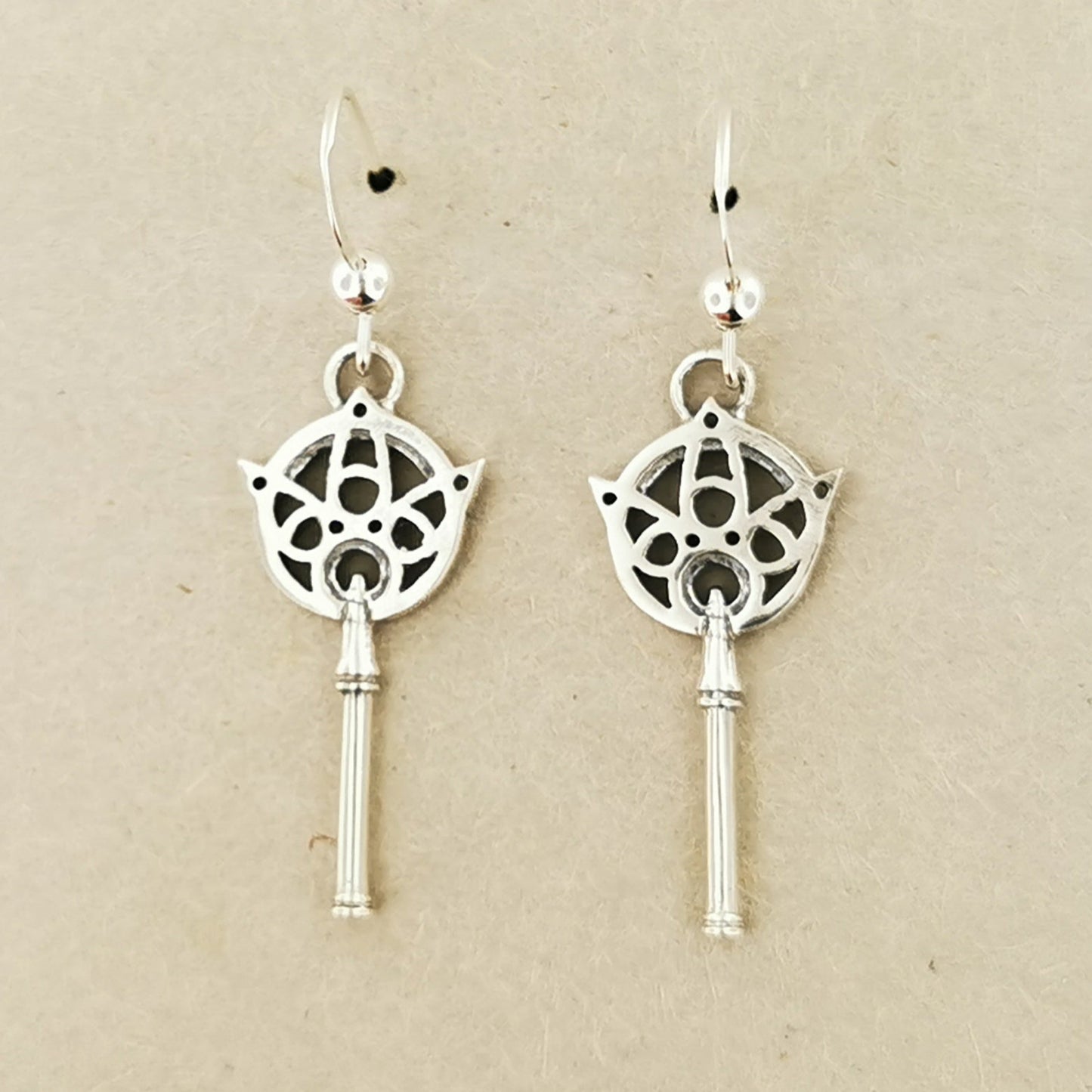 Final Fantasy X Yuna Wand Earrings - Le Dragon Argenté