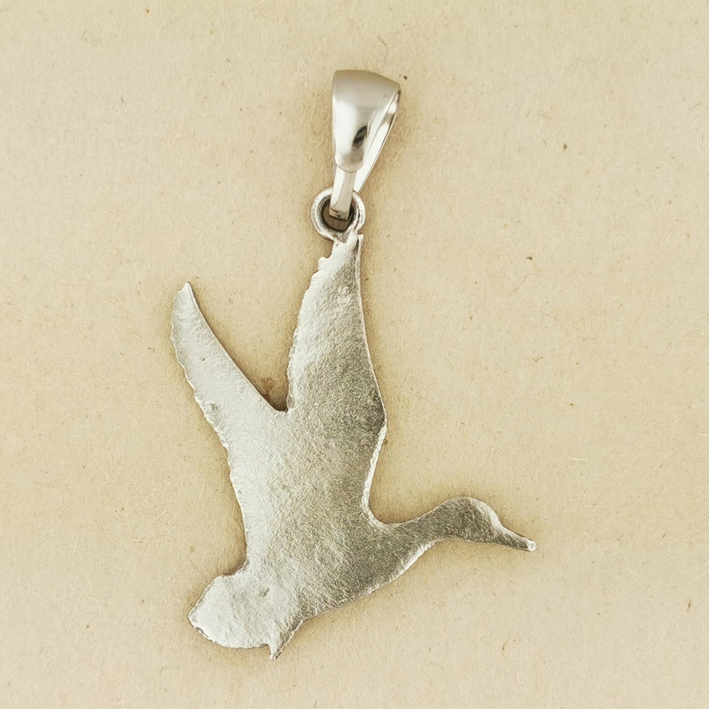 Flying Duck Pendant - Le Dragon Argenté