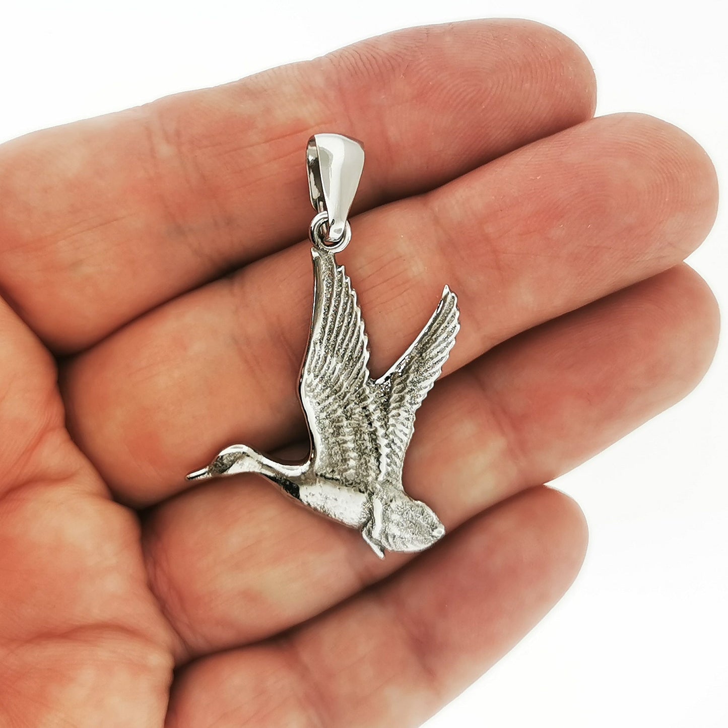 Flying Duck Pendant - Le Dragon Argenté