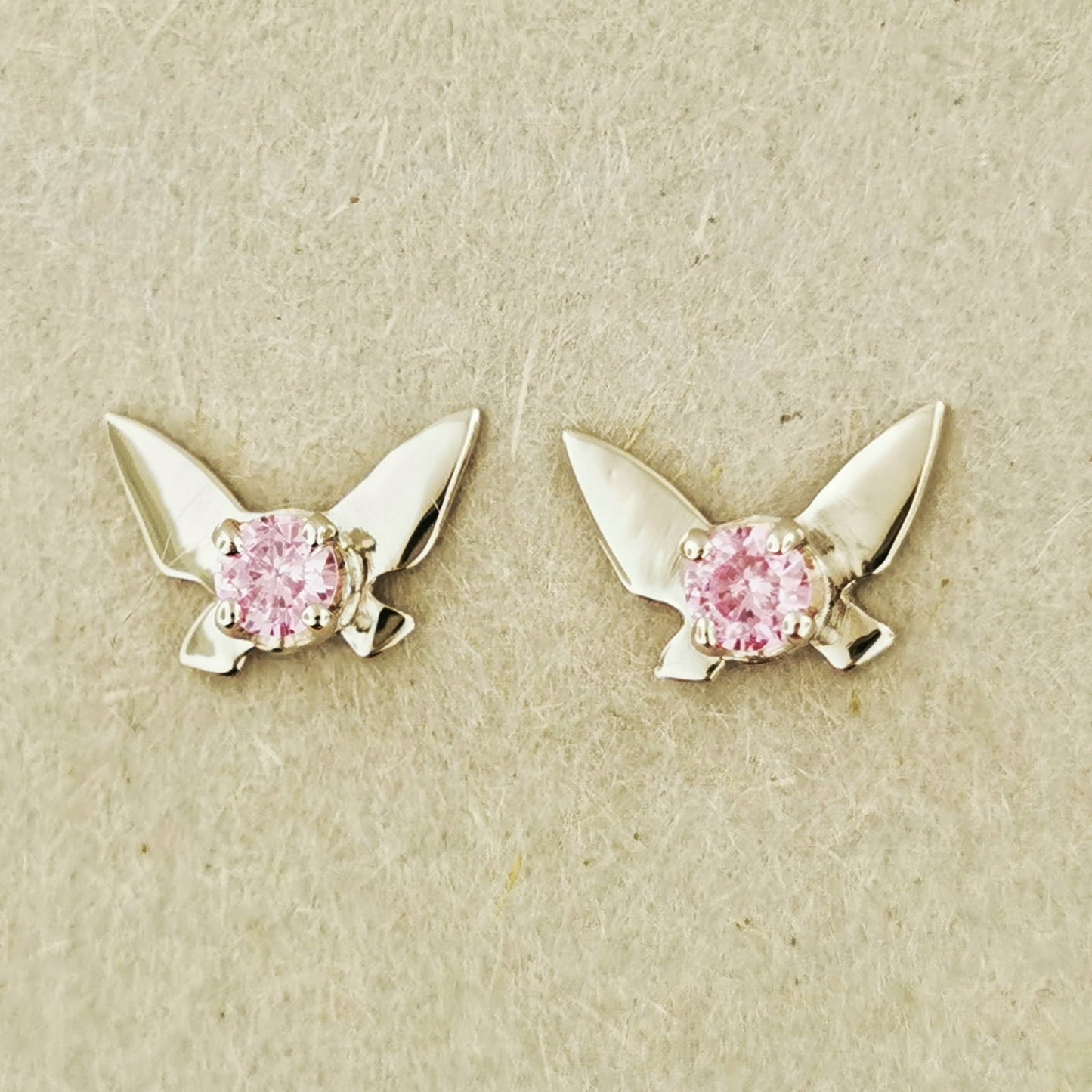 Gold Legend of Zelda Navi Fairy Earrings made to order - Le Dragon Argenté