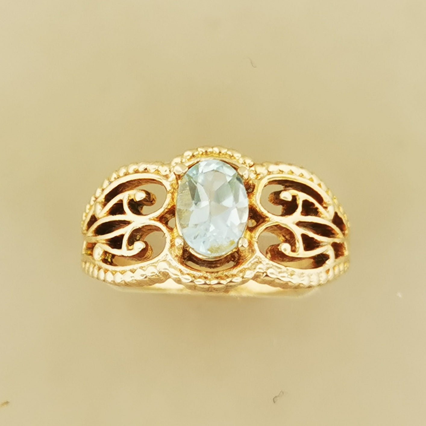 Gothic Style Filigree Ring with Gemstone in Antique Bronze - Le Dragon Argenté