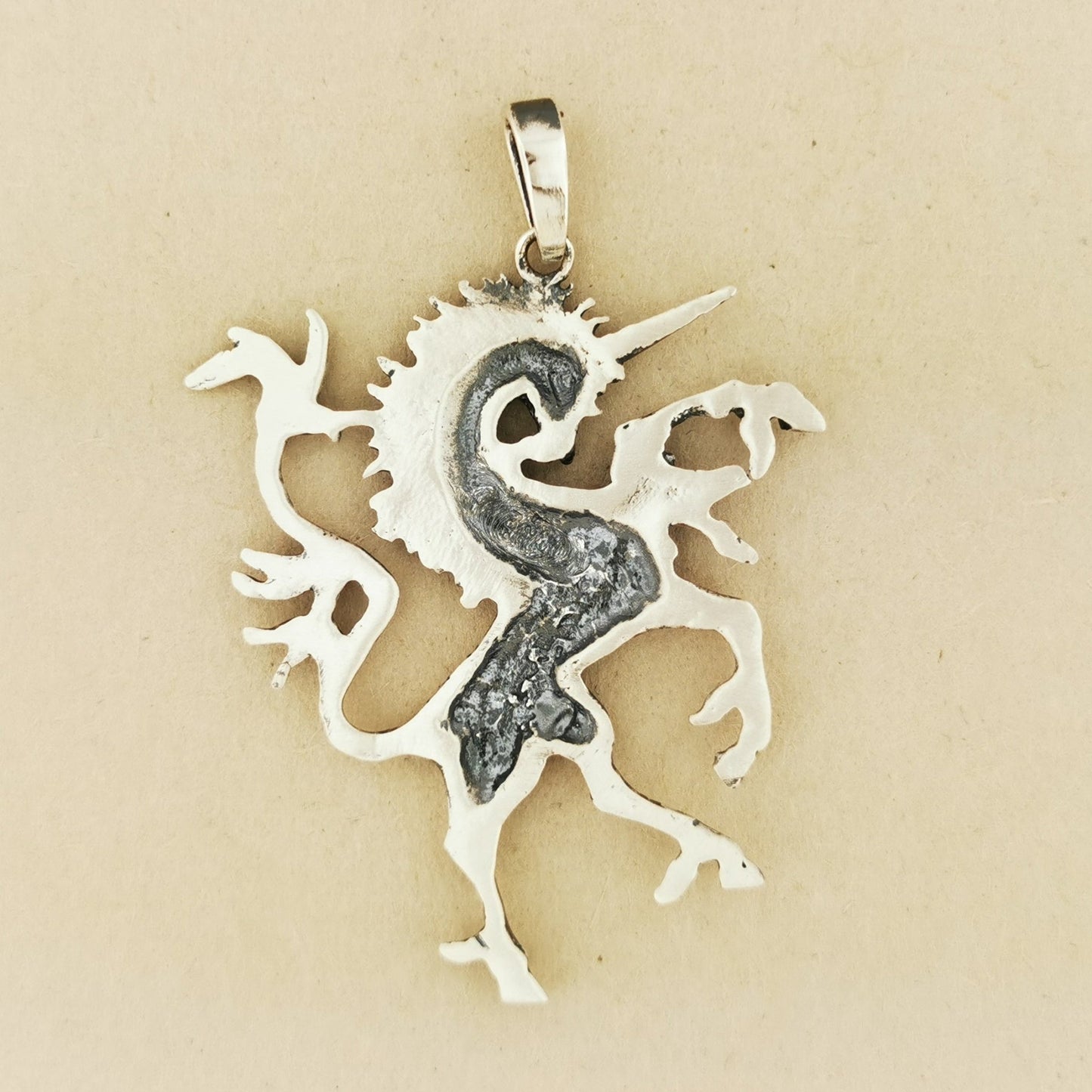 Large Renaissance Unicorn Pendant - Le Dragon Argenté