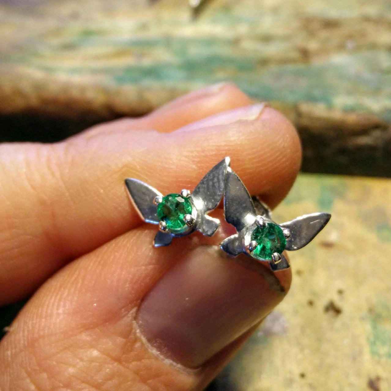 Legend of Zelda Navi Fairy Earrings in Sterling Silver with Emerald - Le Dragon Argenté - Bestseller - gemstone earrings - fairy earrings