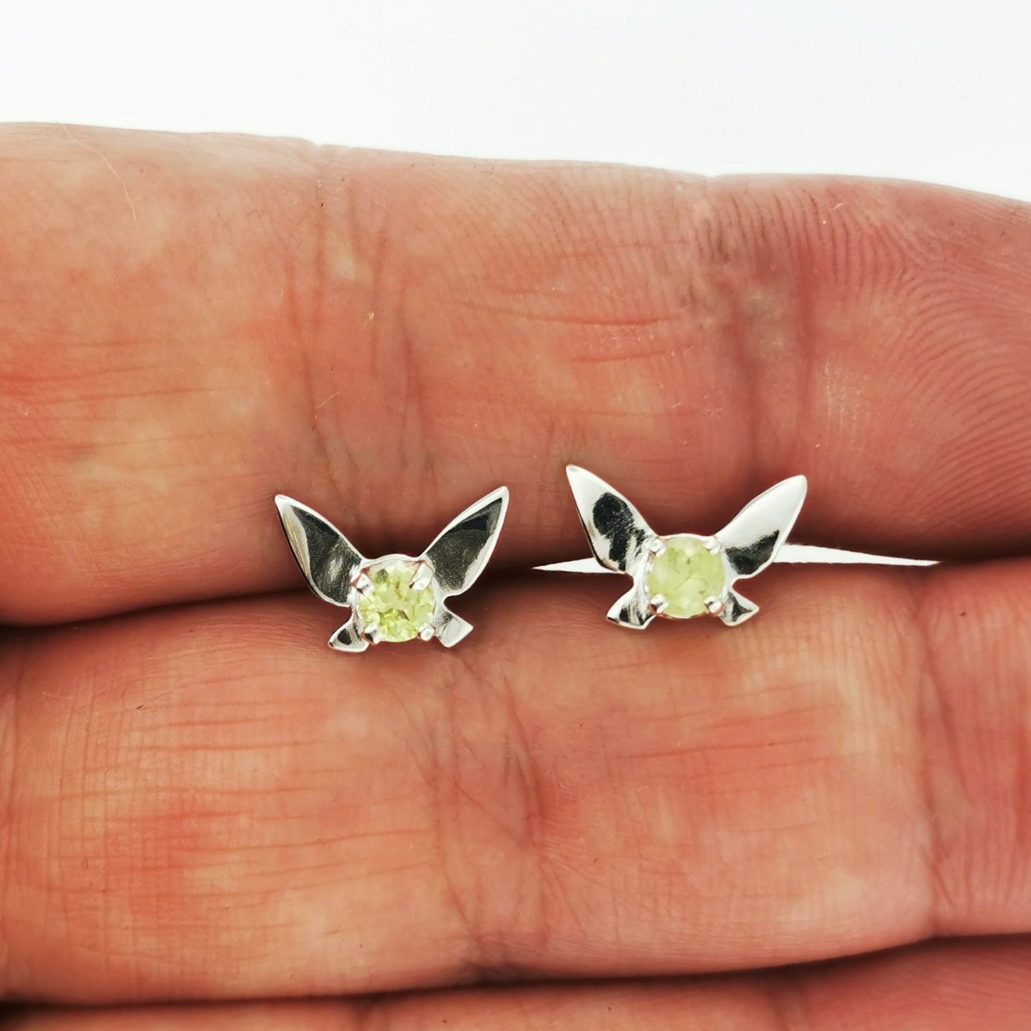 Legend of Zelda Navi Fairy Earrings in Sterling Silver with peridot - Le Dragon Argenté - Bestseller - gemstone earrings - fairy earrings