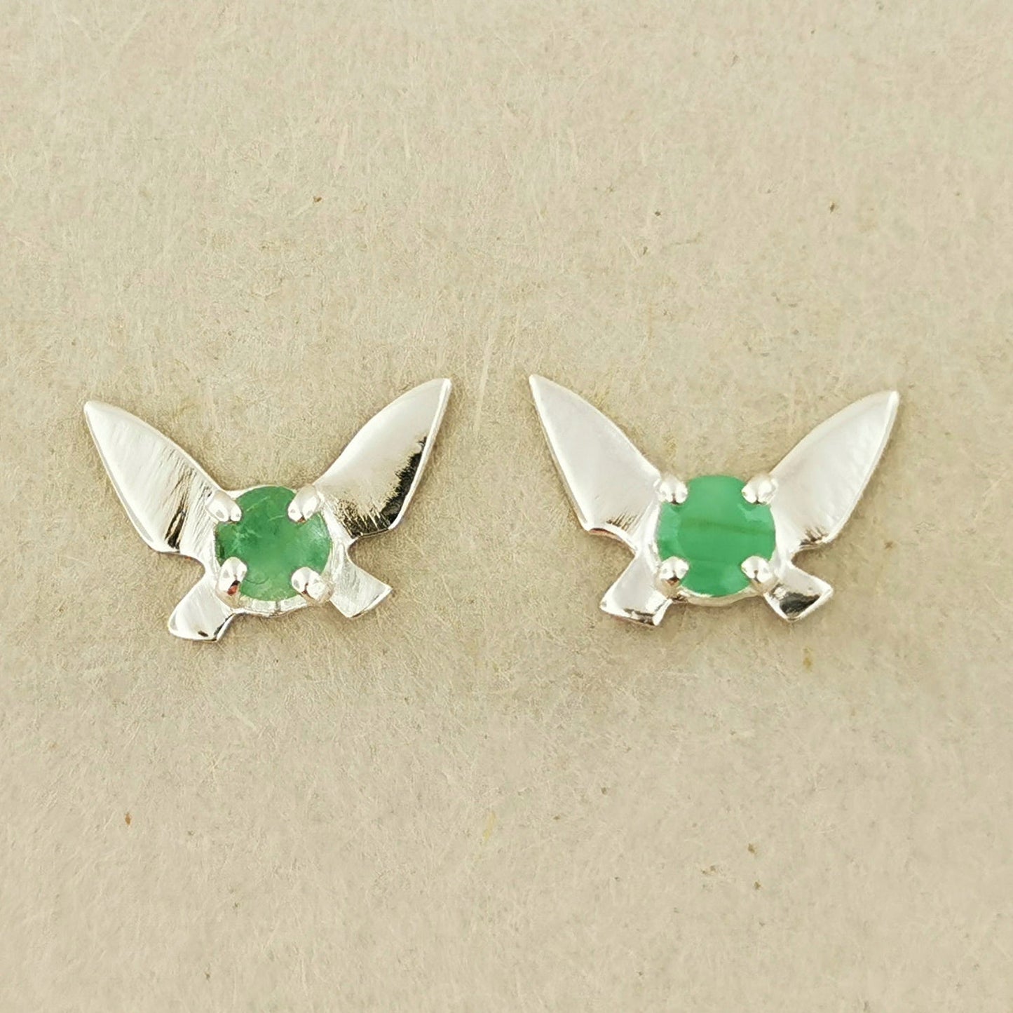 Legend of Zelda Navi Fairy Earrings in Sterling Silver with Emerlad - Le Dragon Argenté - Bestseller - gemstone earrings - fairy earrings