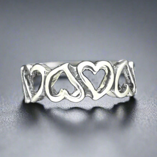 Linked Hearts Band in Sterling Silver or Antique Bronze - Le Dragon Argenté