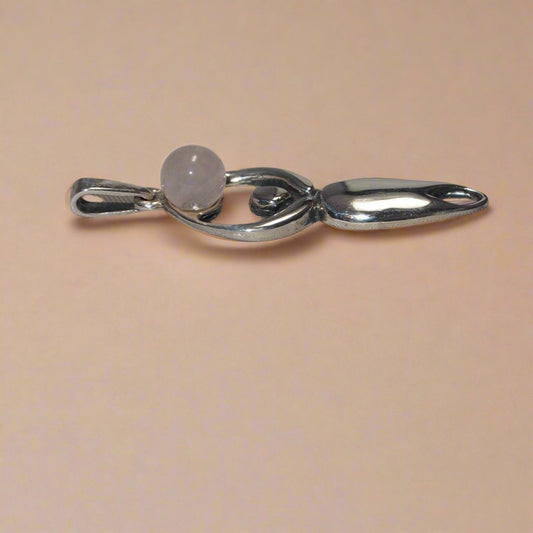 Lunar Goddess Pendant with Gemstone Pearl in Sterling Silver - Le Dragon Argenté