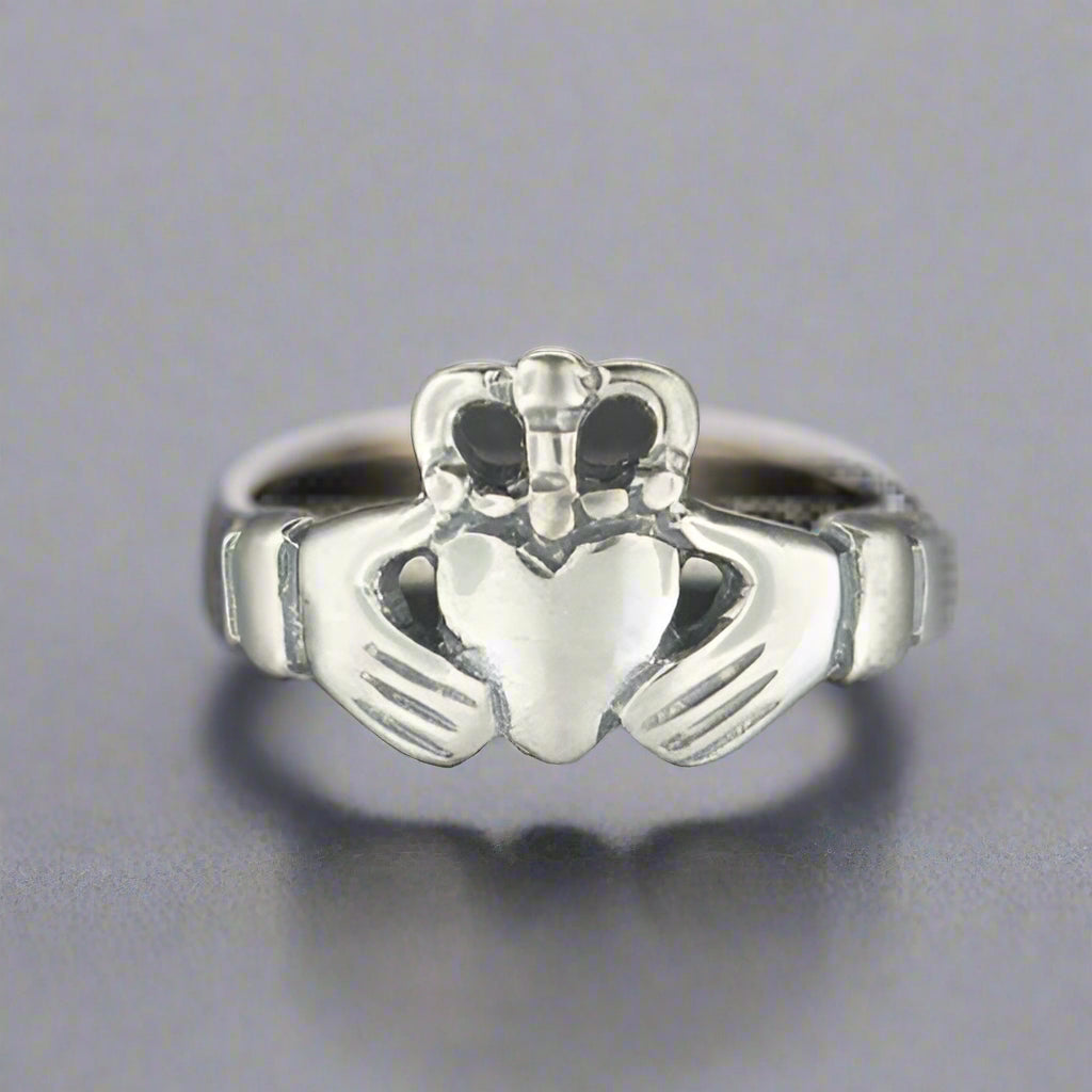 Medium Curled Crown Claddagh Ring in Sterling Silver or Antique Bronze - Le Dragon Argenté