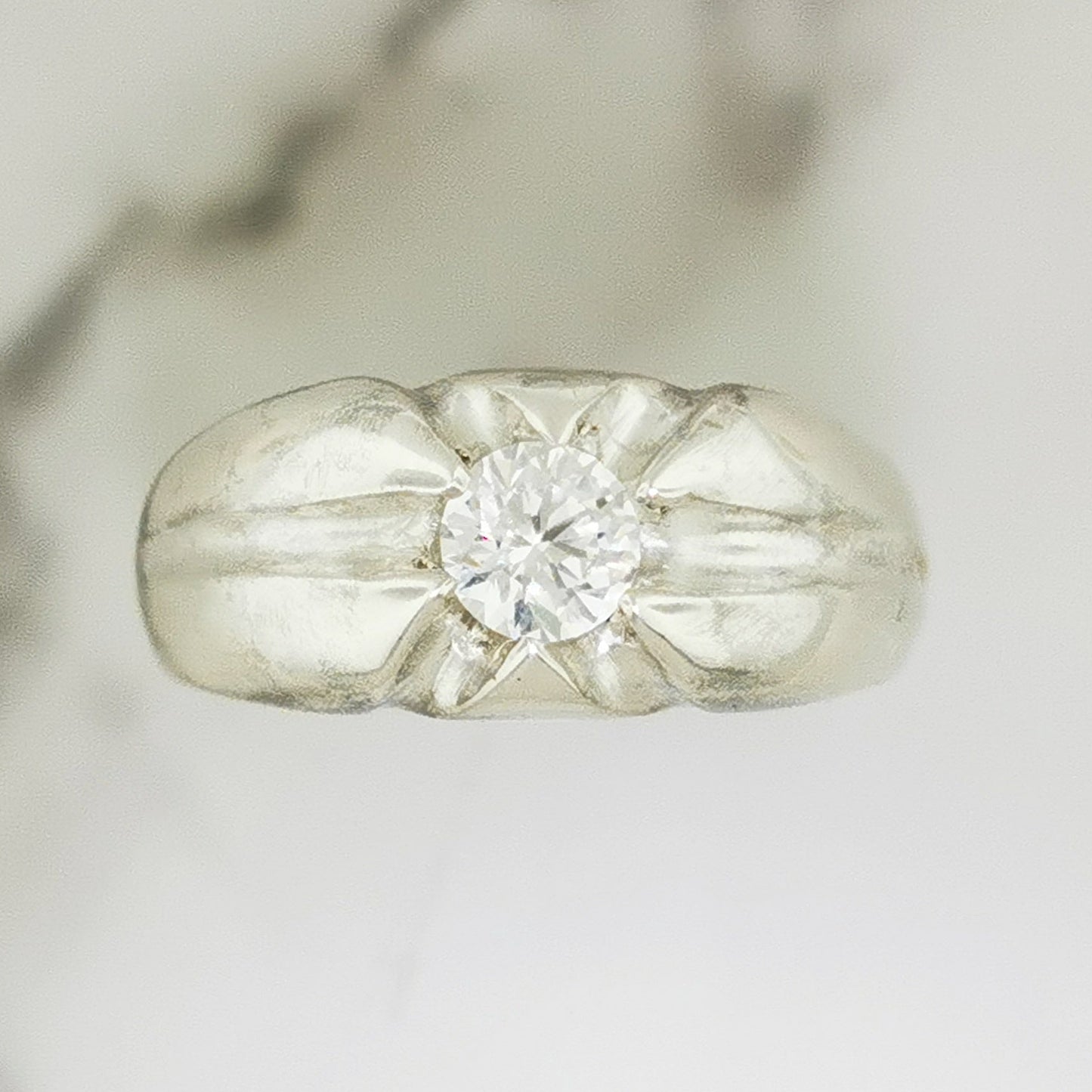 Men’s classic 6-prong gemstone ring in solid .925 sterling silver by Le Dragon Argenté – elegant handcrafted statement ring with customizable gemstone choice, perfect for gothic, fantasy, or artisan jewellery lovers.