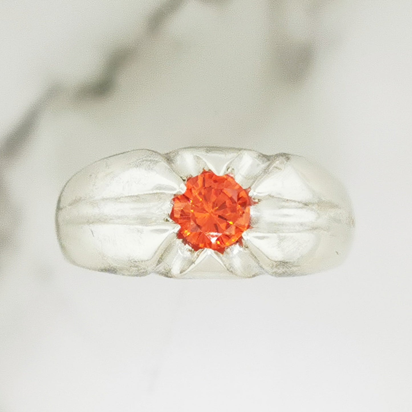 Men’s classic 6-prong gemstone ring in solid .925 sterling silver by Le Dragon Argenté – elegant handcrafted statement ring with customizable gemstone choice, perfect for gothic, fantasy, or artisan jewellery lovers.