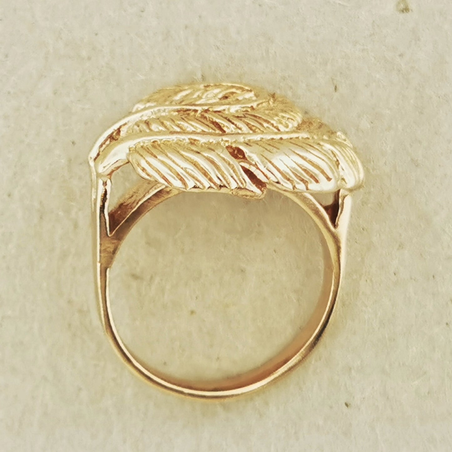 Ostrich Feather Ring - Le Dragon Argenté