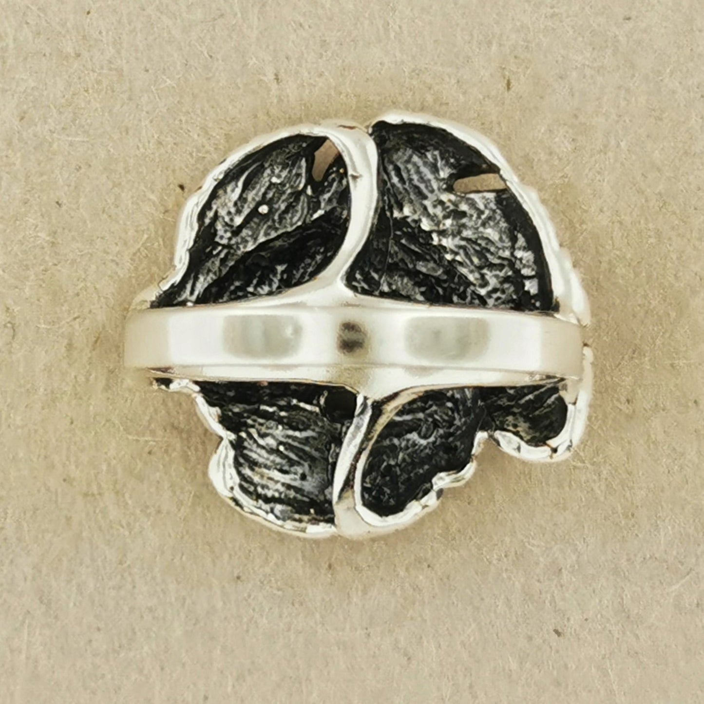 Ostrich Feather Ring - Le Dragon Argenté