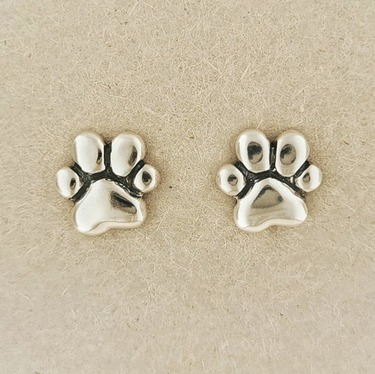 Handmade sterling silver paw print stud earrings – pet lover jewelry by Le Dragon Argenté