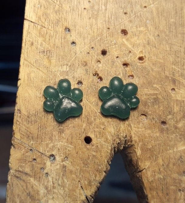 Handmade sterling silver paw print stud earrings – pet lover jewelry by Le Dragon Argenté