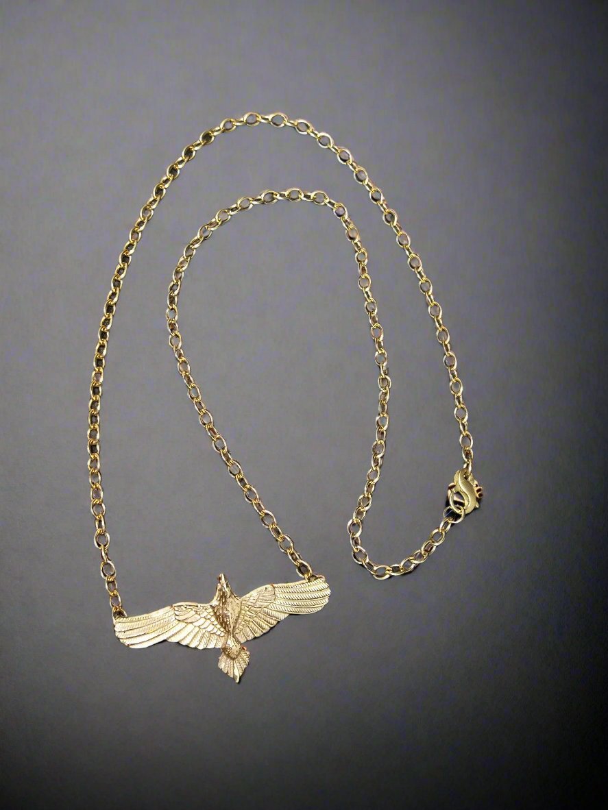 Raven Necklace in Antique Bronze - Le Dragon Argenté