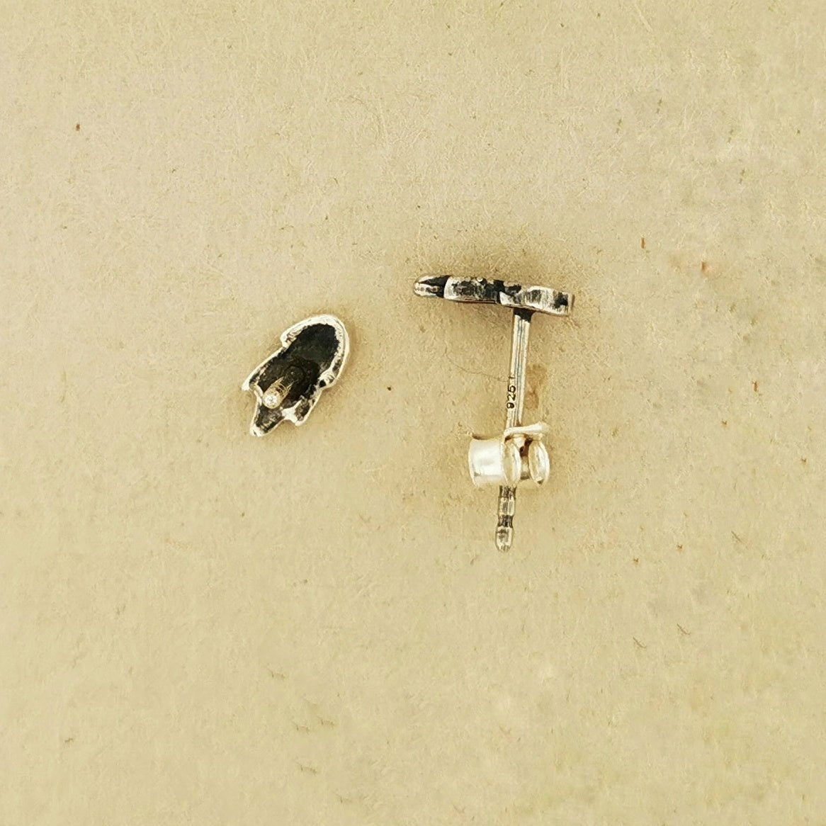 Delicate Sterling Silver Oak Leaf Stud Earrings with vintage-inspired design by Le Dragon Argenté