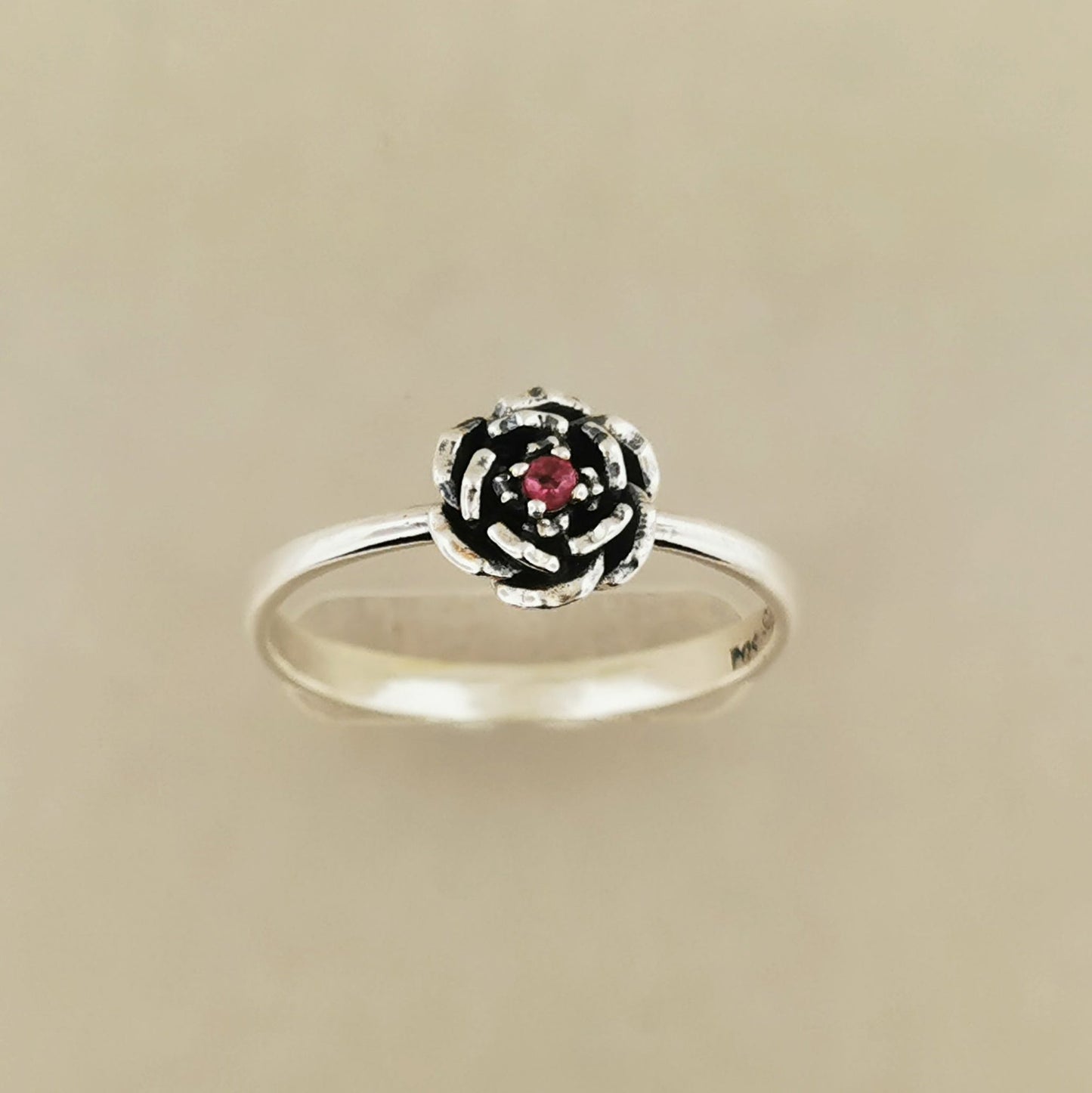 Small Rose Ring with Gemstone in Sterling Silver - Le Dragon Argenté