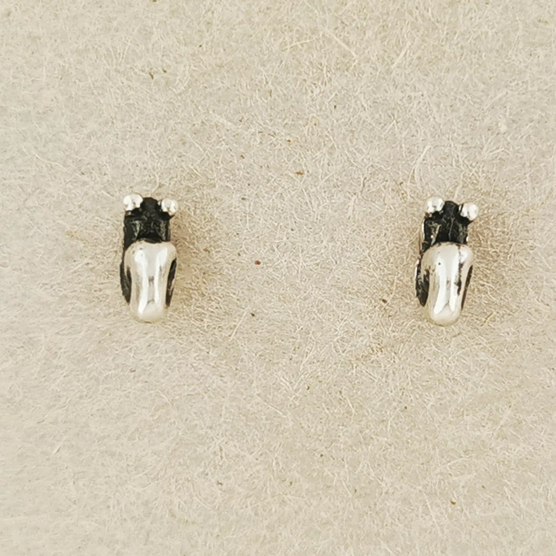 Whimsical Sterling Silver Snail Stud Earrings for Nature Lovers – Le Dragon Argenté