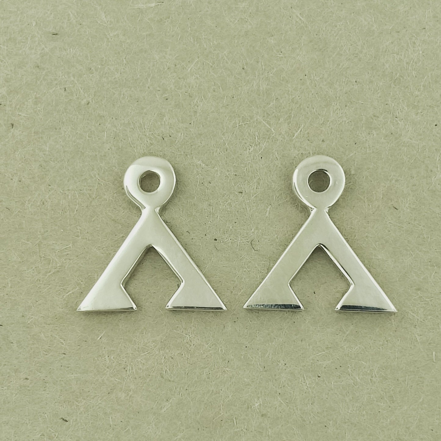No Enamel View of Stargate Earth Symbol Earrings in Sterling Silver - Le Dragon Argenté