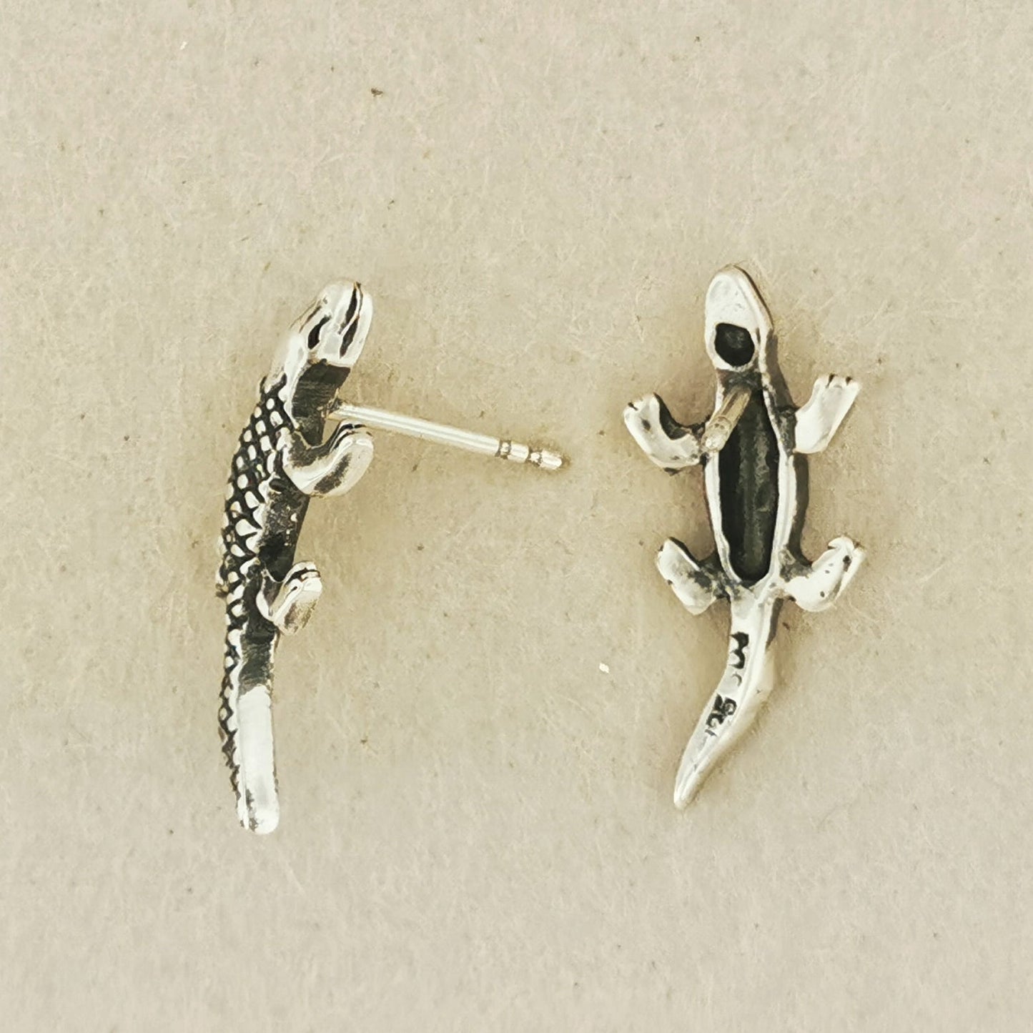 Handmade sterling silver alligator stud earrings with detailed reptile design – Le Dragon Argenté