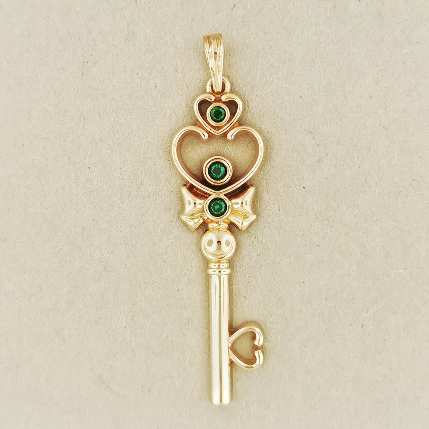 Time Key Pendant - Le Dragon Argenté