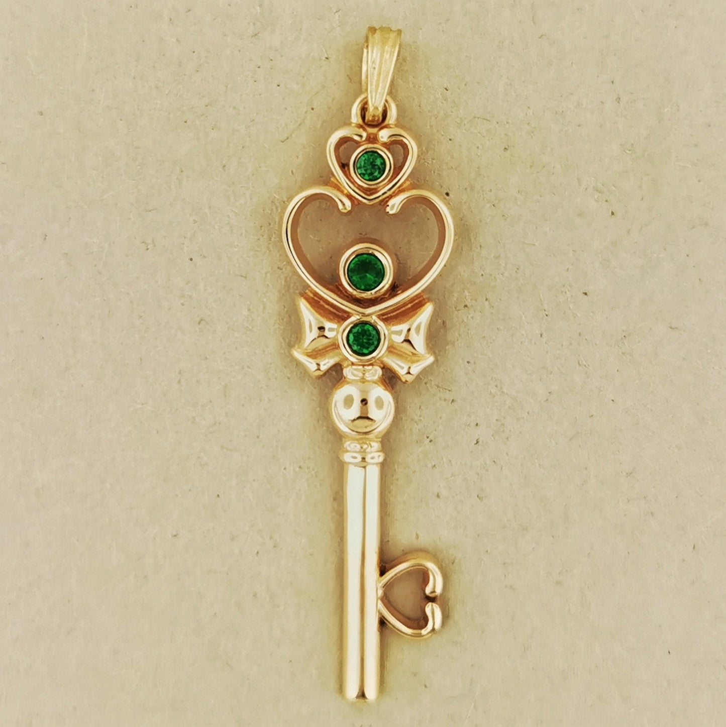 Time Key Pendant - Le Dragon Argenté