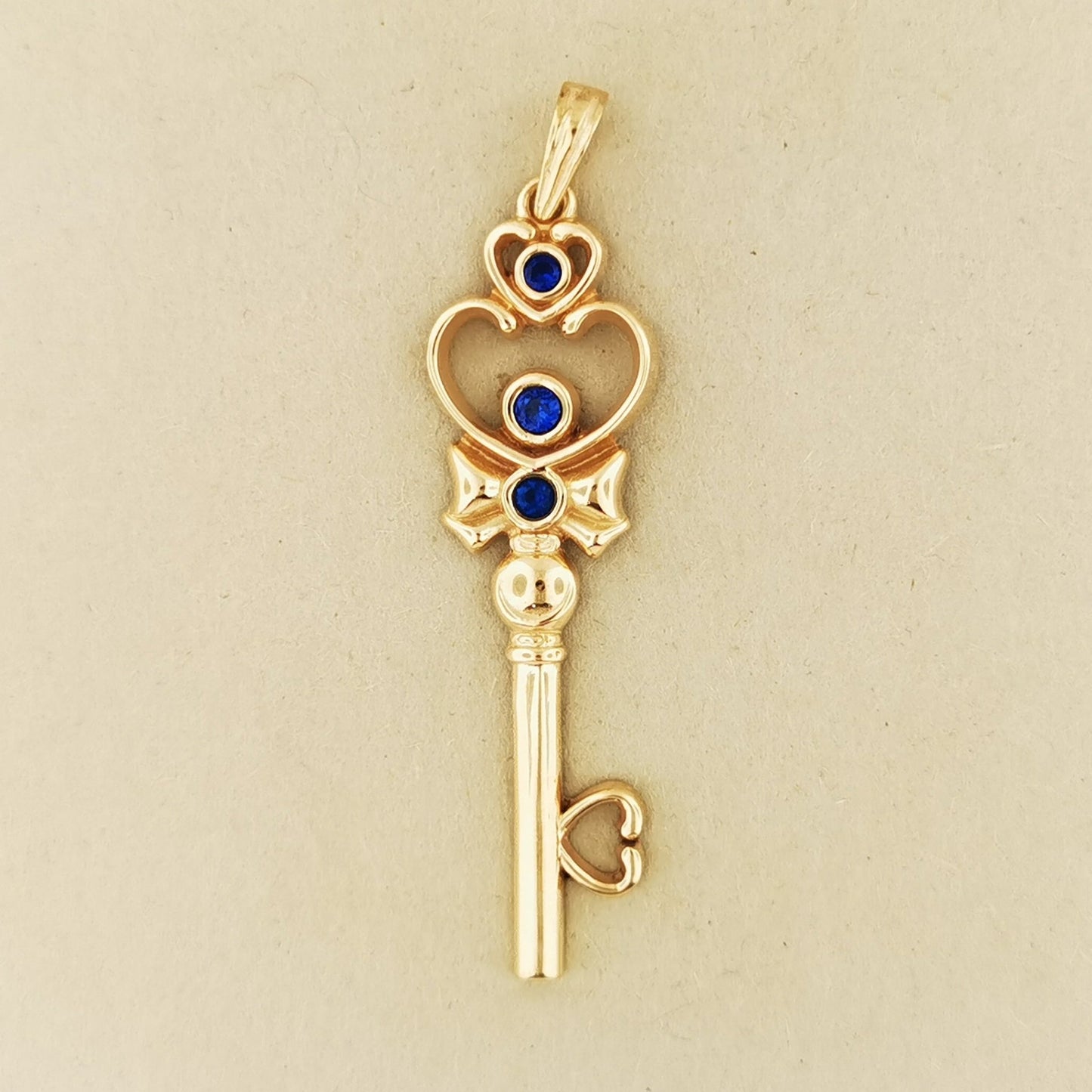 Time Key Pendant - Le Dragon Argenté