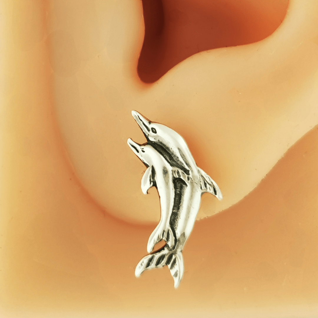Sterling silver two dolphins stud earrings by Le Dragon Argenté – playful ocean-inspired jewellery for marine animal lovers.