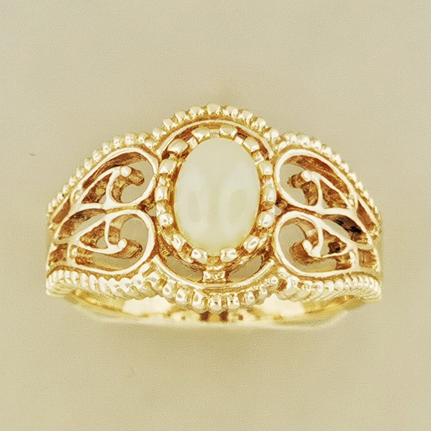 Vintage Style Filigree Ring with Gemstone in Antique Bronze - Le Dragon Argenté