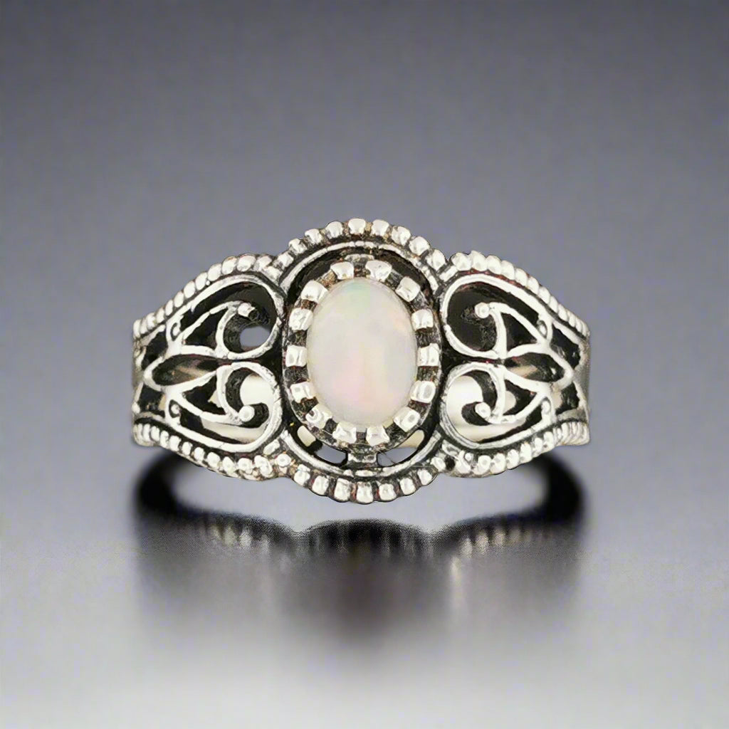 Vintage Style Filigree Ring with Gemstone in Sterling Silver - Le Dragon Argenté