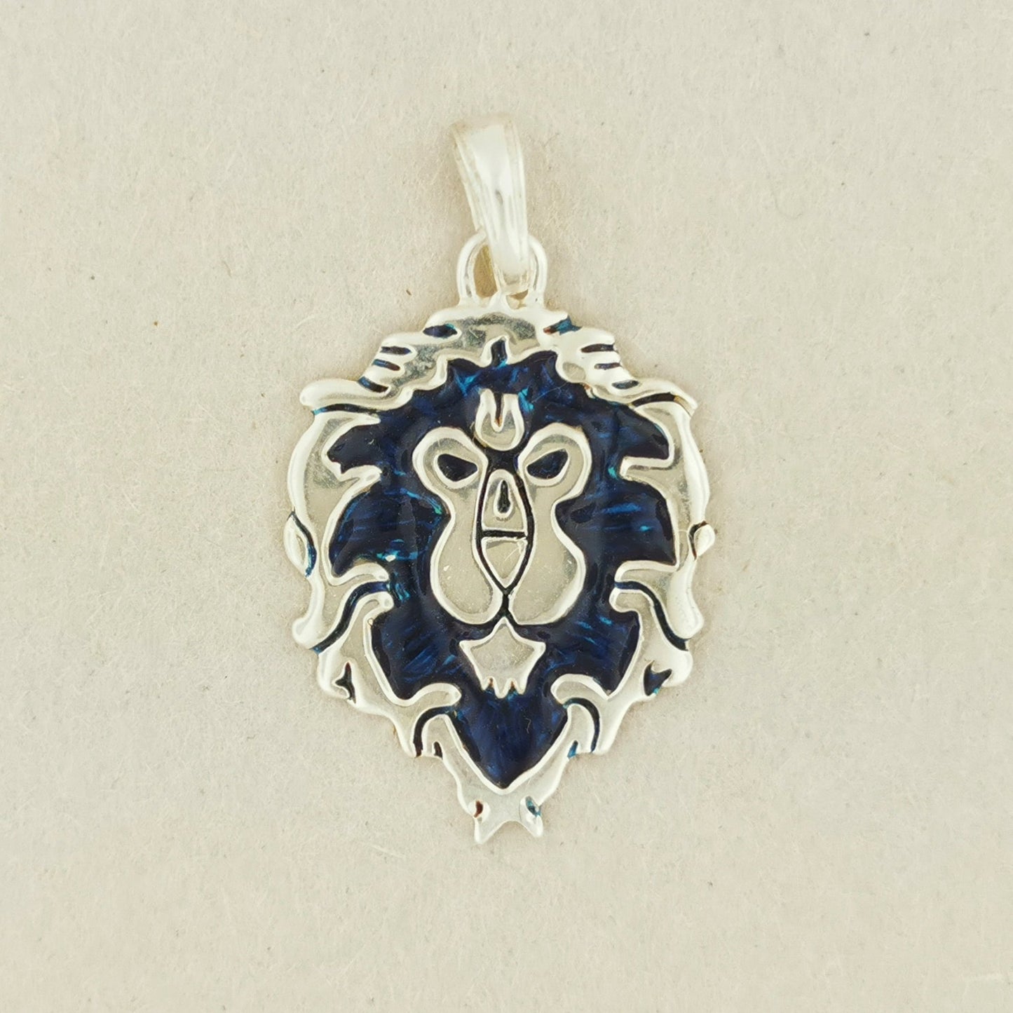 WoW Alliance Lion Pendant in Sterling Silver or Antique Bronze - Le Dragon Argenté