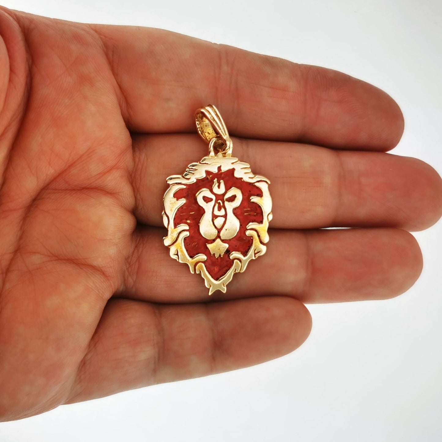 WoW Alliance Lion Pendant in Antique Bronze - Le Dragon Argenté