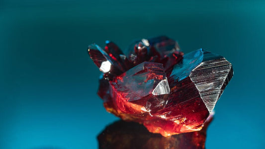 Garnet: January's Birthstone & Ruby's Secret Rival - Le Dragon Argenté