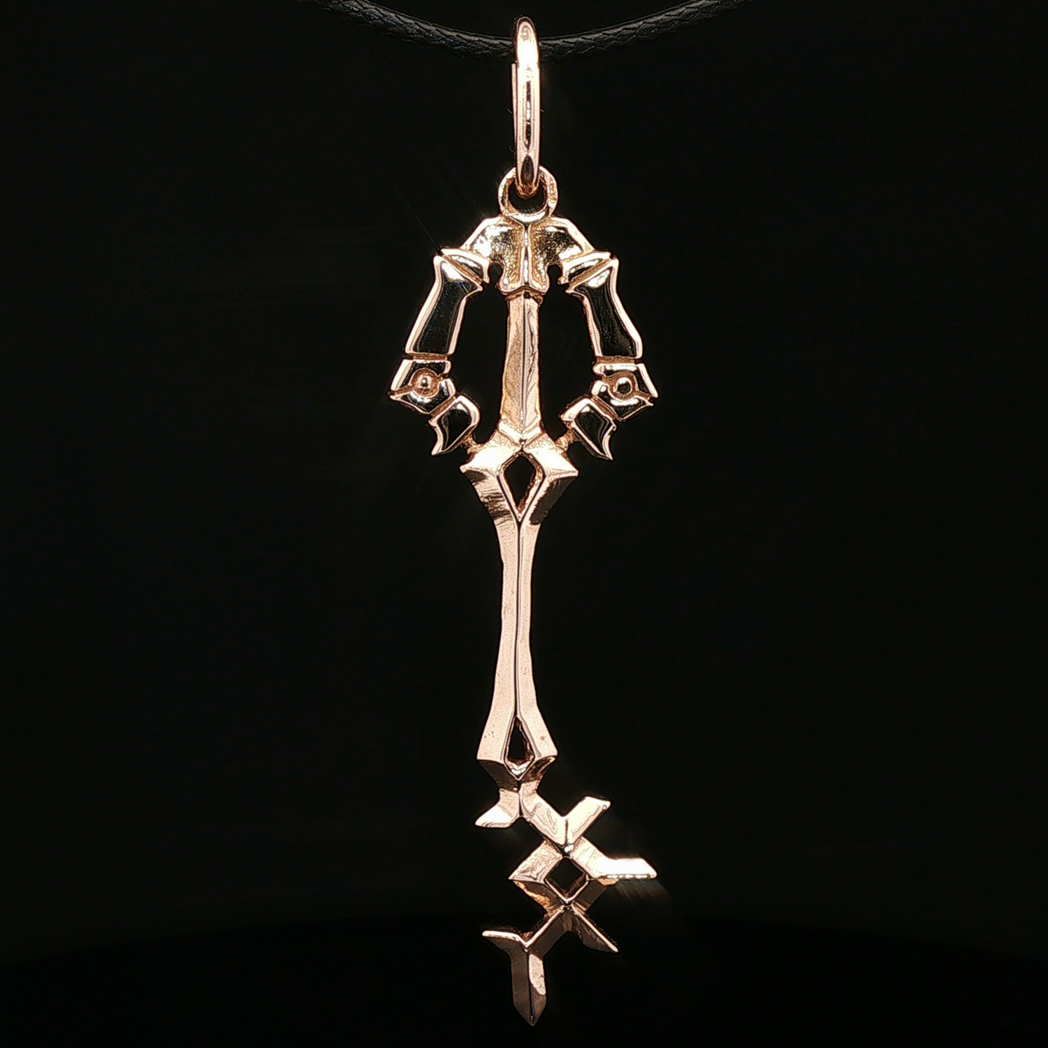 Kingdom Hearts Rainfell Keyblade Pendant - Le Dragon Argenté