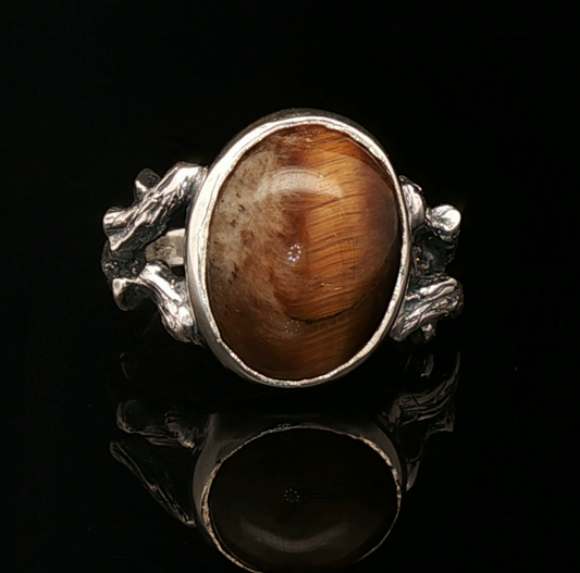 Sterling Silver Wood Style Ring with Tiger's Eye Cabochon, size 7.5