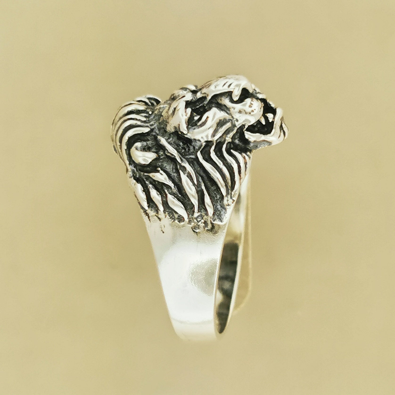 1950s Vintage Style Classic Lion Ring in Sterling Silver or Antique Bronze - Le Dragon Argenté