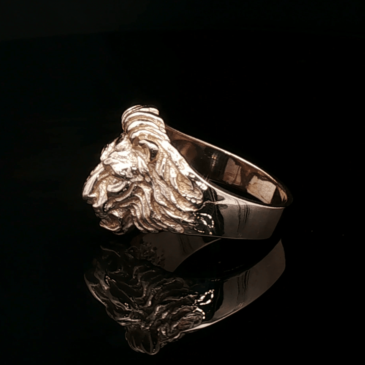 1950s Vintage Style Classic Lion Ring in Antique Bronze - Le Dragon Argenté