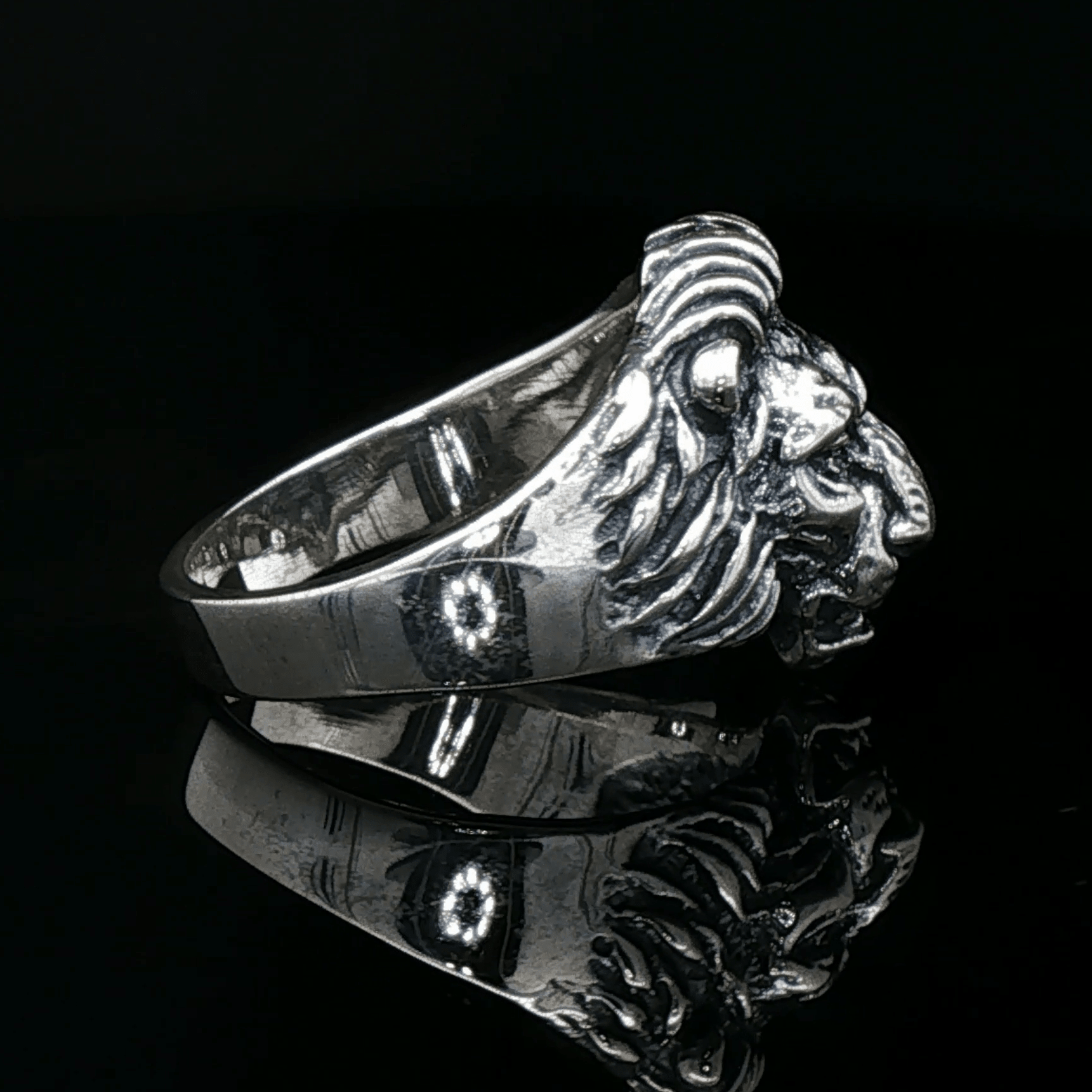 1950s Vintage Style Classic Lion Ring in Sterling Silver  - Le Dragon Argenté