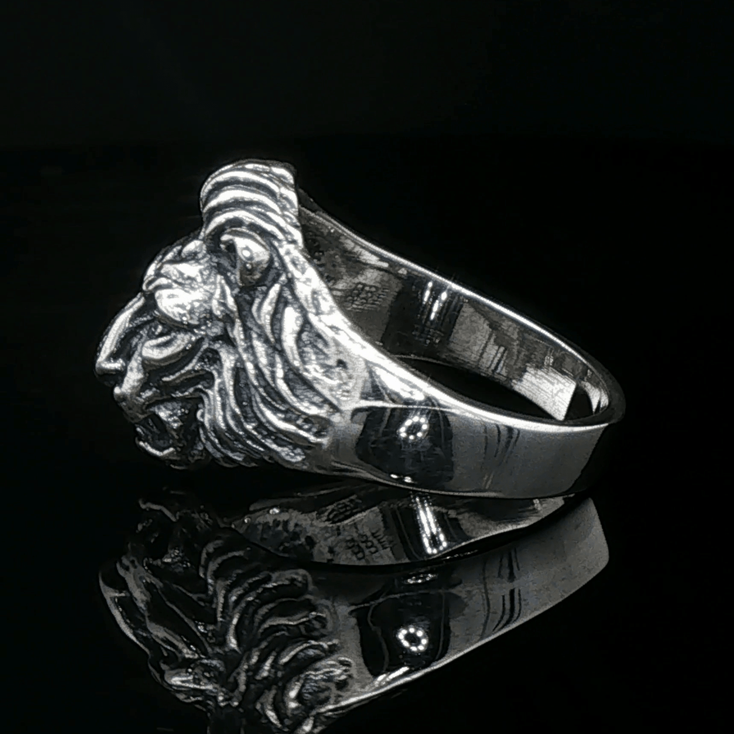 1950s Vintage Style Classic Lion Ring in Sterling Silver  - Le Dragon Argenté