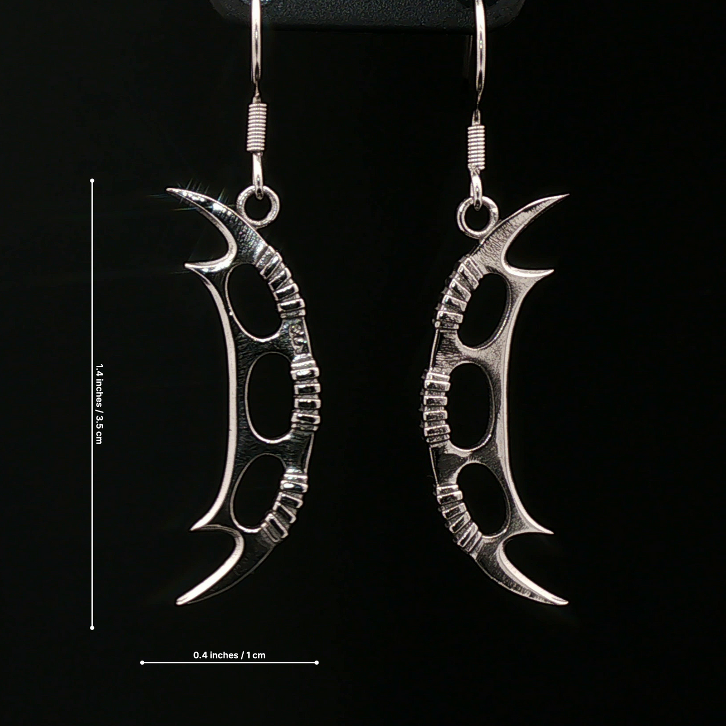 Battle Oath Blade Dangle Earrings in Stainless Steel - Le Dragon Argenté