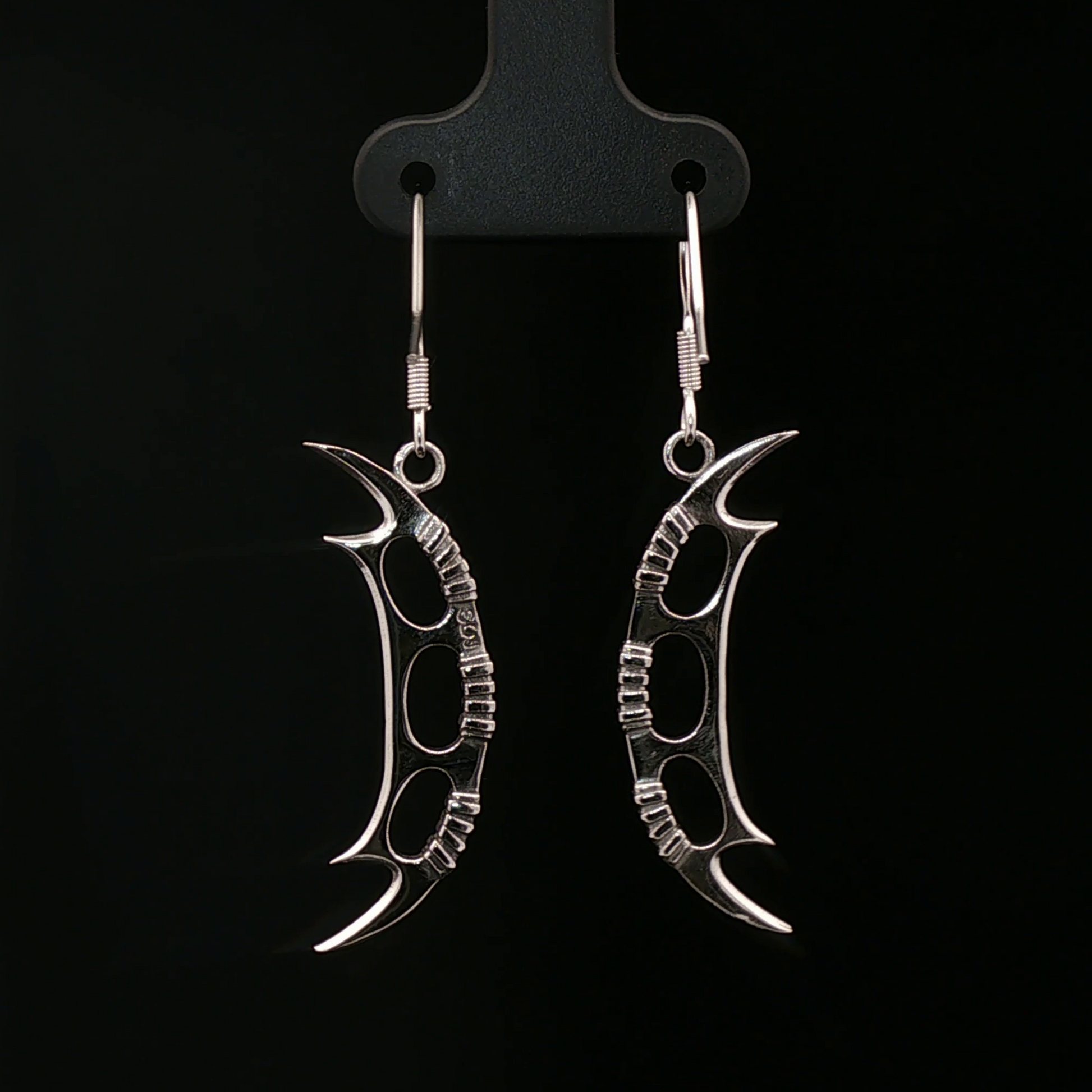 Battle Oath Blade Dangle Earrings in Stainless Steel - Le Dragon Argenté