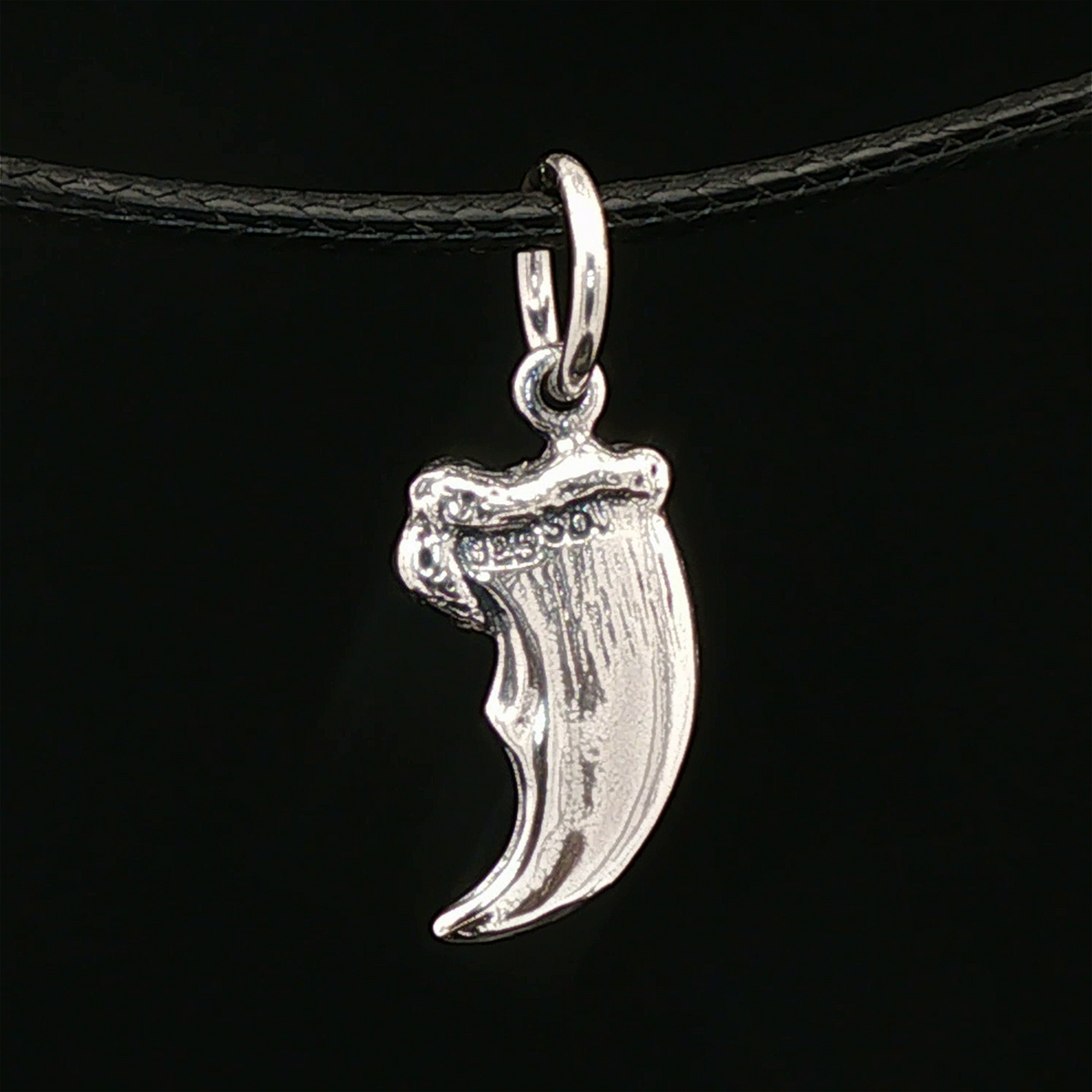 Bear Claw Charm Pendant in Sterling Silver - Le Dragon Argenté